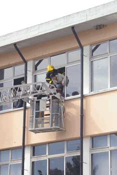 Bombeiros salvaram alunos das chamas