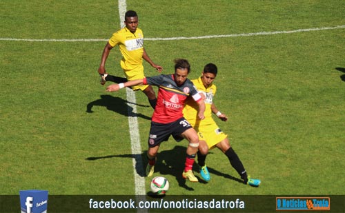 Trofense perdeu 3 a 0 com o Beira Mar