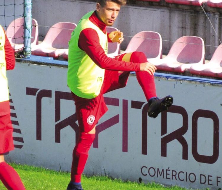 Jogador da formação procura oportunidade nos seniores do Trofense