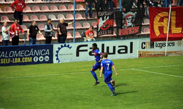 Trofense salva-se com goleada ao Salgueiros