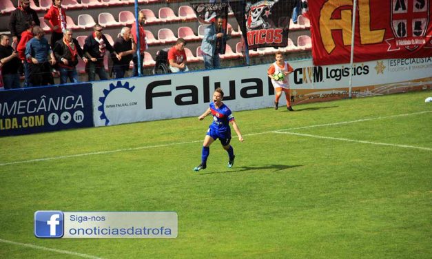Trofense salva-se com goleada ao Salgueiros