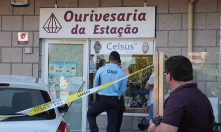 Assalto à mão armada em S.Romão do Coronado