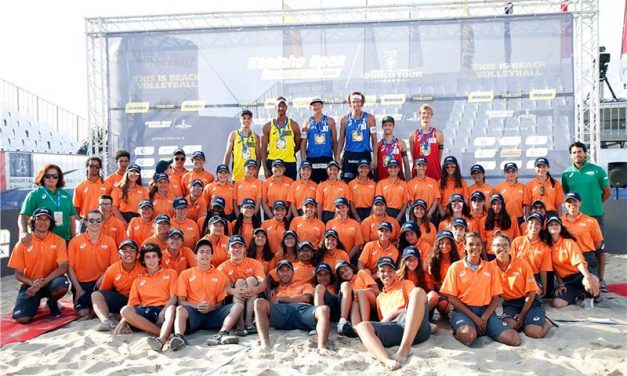 Trofenses em voluntariado no World Tour de Voleibol de Praia