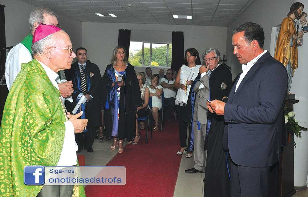 Quatro novos irmãos entronizados na Misericórdia