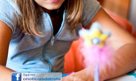 Crie o espaço de trabalho e estudo ideal em casa