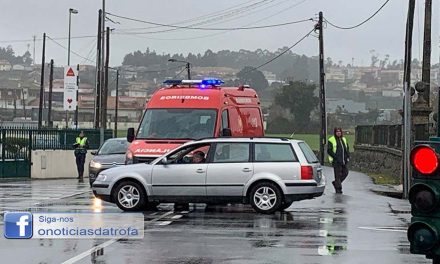 Ambulância colidiu com viatura no Coronado