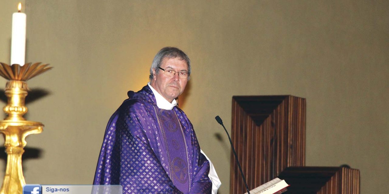 Padre Luciano de jipe até à Guiné-Bissau