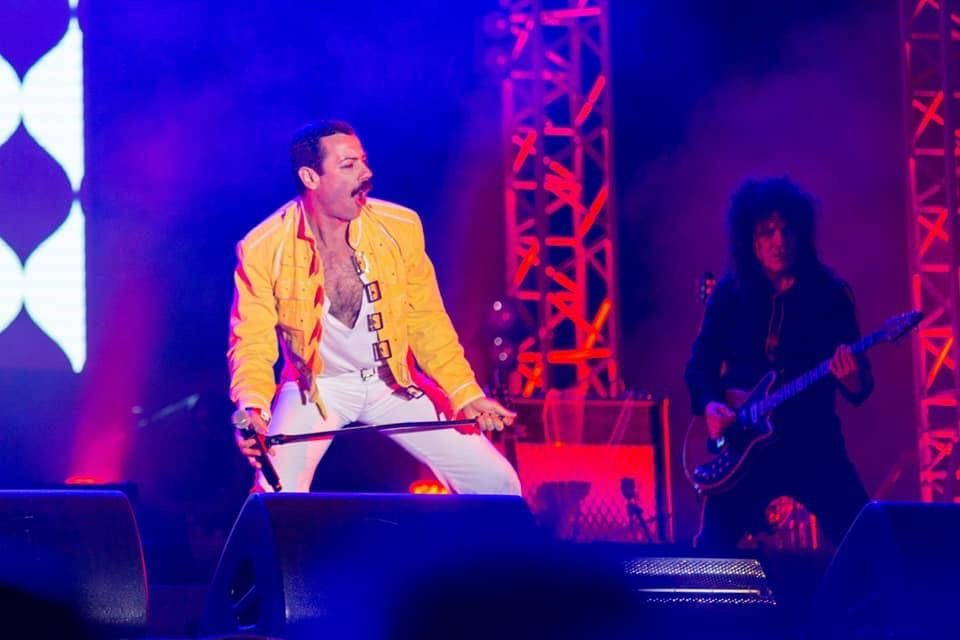 É FÃ DOS QUEEN? Então tem mesmo de ver este concerto (c/video)